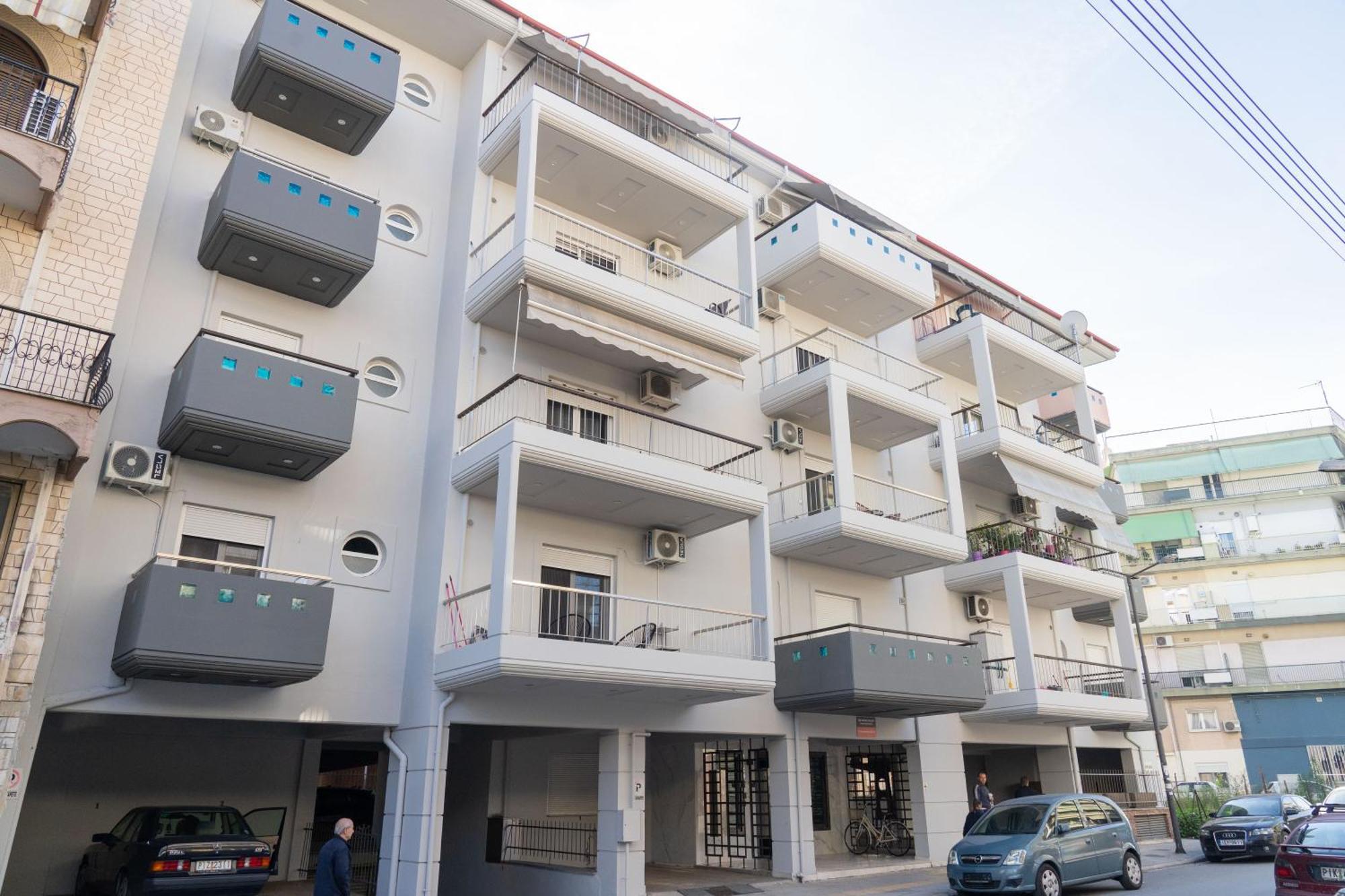 The Whole Packet Β3 Center With Parking Lárissa Exterior foto